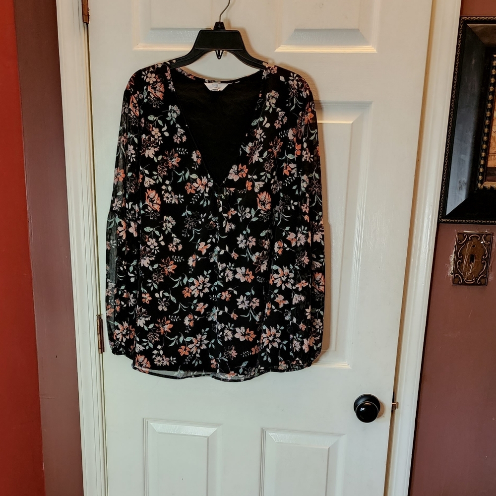 Time Tru floral woman plus top XXL